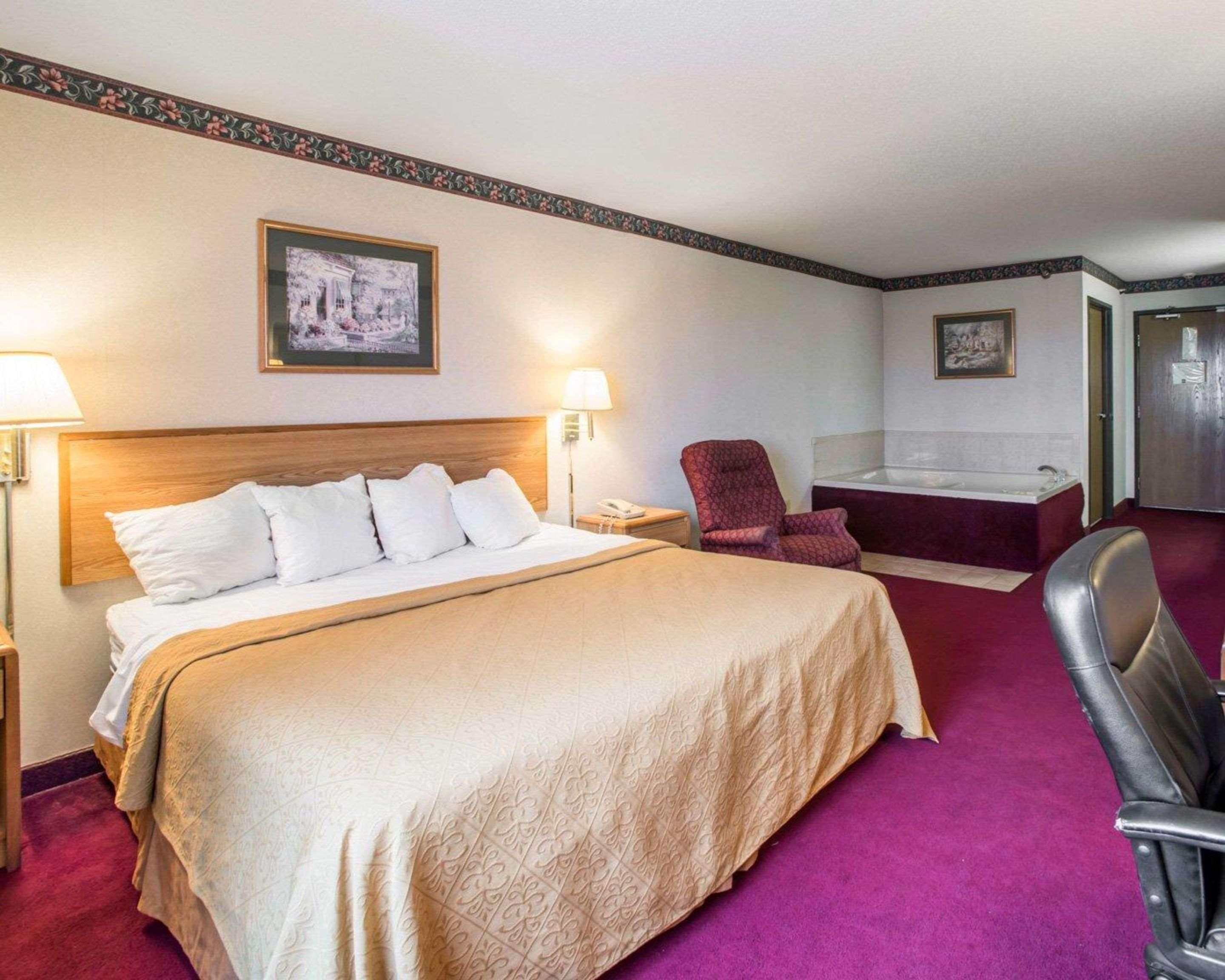 Quality Inn&Suites Caseyville - St. Louis Extérieur photo