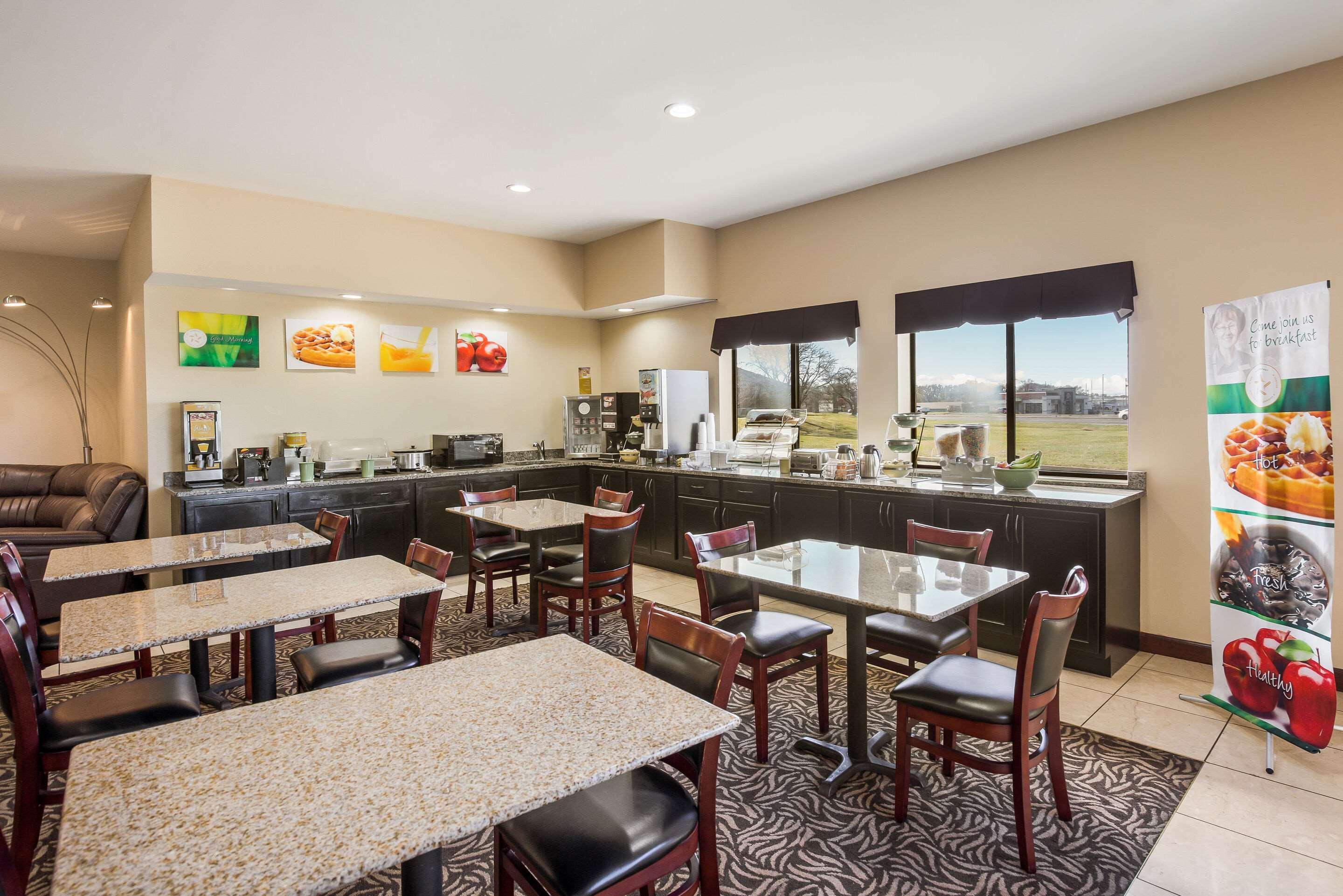 Quality Inn&Suites Caseyville - St. Louis Extérieur photo
